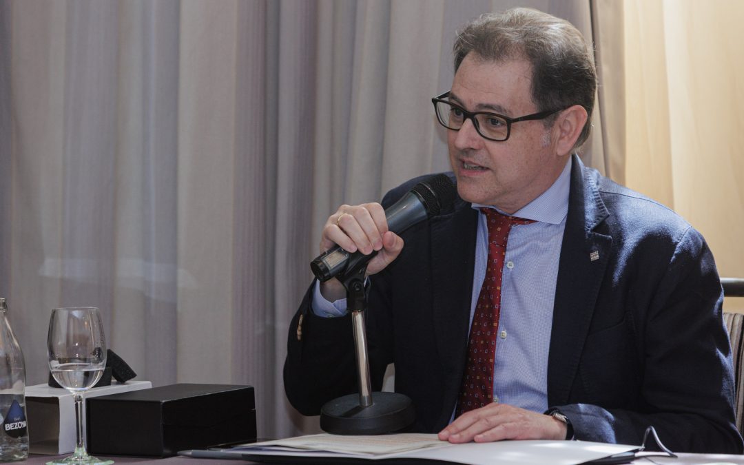 Javier Olivar, presidente de UNFEAC, analiza los retos y oportunidades del sector vidriero